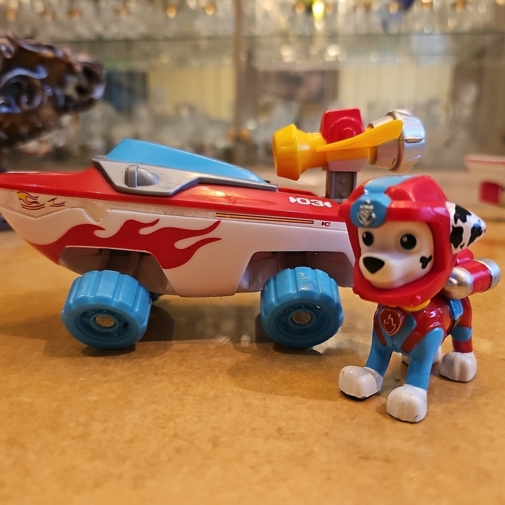 Paw Patrol Marshall Rescue Vehicle and Figure Set - Red and Blue